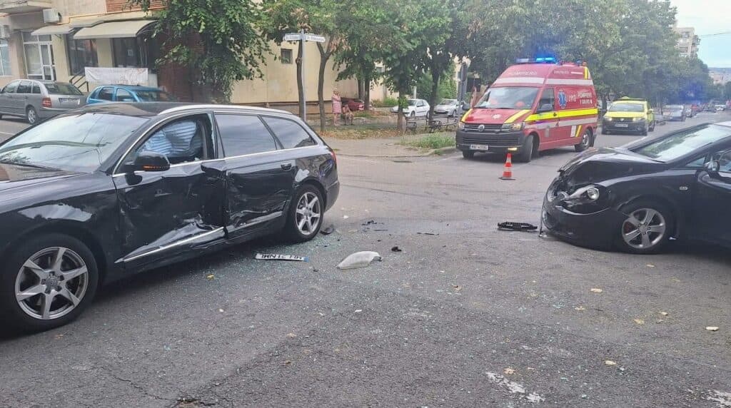 Intervenție Rapidă a Pompierilor și Recomandări pentru Siguranța Traficului