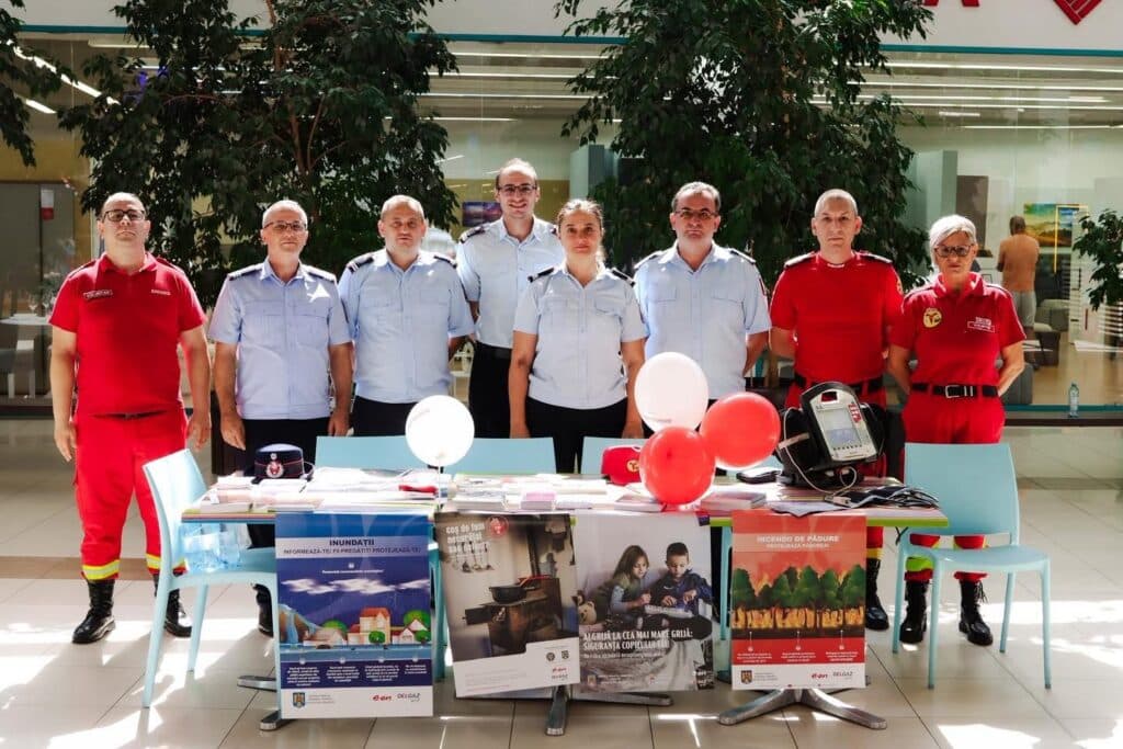 Educație în Situații de Urgență și Expoziții în Centrele Comerciale.