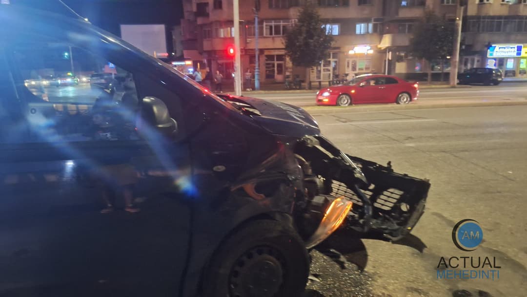 Un Pasager A Fost Rănit, Poliția Investighează
