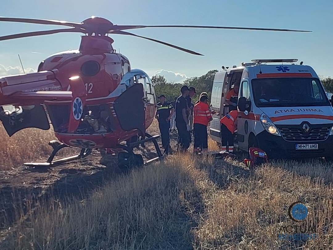 Mehedințean de 88 de ani, cu arsuri grave, transportat cu elicopterul SMURD după ce incendiul scăpat de sub control l-a cuprins în flăcări!